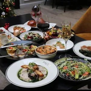 Paul Restaurant, Café and Bakery - Cafe restaurant in Downtown Vancouver – fine dining dishes, interior photos, and ambiance.