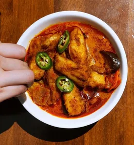 Shiok Canteen - Singaporean restaurant in New Westminster – fine dining dishes, interior photos, and ambiance.