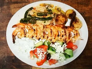 Vassilis souvlaki greek taverna - European restaurant in Burnaby – fine dining dishes, interior photos, and ambiance.