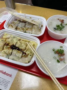 Dak Mai Rice Roll - Taiwanese & HK Cafe restaurant in Burnaby – fine dining dishes, interior photos, and ambiance.