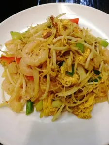 Papaya Hut Restaurant - Thai restaurant in Downtown Vancouver – fine dining dishes, interior photos, and ambiance.