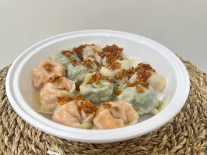 Ng Kee Cafe - Chinese restaurant in Richmond – fine dining dishes, interior photos, and ambiance.