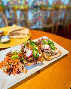 Los Cuervos Taqueria & Cantina - Mexican restaurant in Vancouver – fine dining dishes, interior photos, and ambiance.