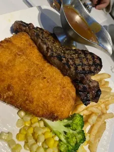 I Cafe Express - Taiwanese & HK Cafe restaurant in Vancouver – fine dining dishes, interior photos, and ambiance.