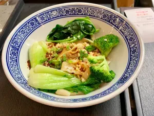 Noodle Arts - Chinese restaurant in Downtown Vancouver – fine dining dishes, interior photos, and ambiance.