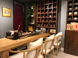 VANCHA Downtown Shop - Drinks & Bubble Tea restaurant in Downtown Vancouver – fine dining dishes, interior photos, and ambiance.