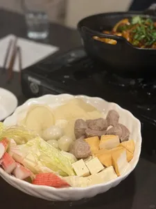 PIGGY BROS - Chinese restaurant in Richmond – fine dining dishes, interior photos, and ambiance.