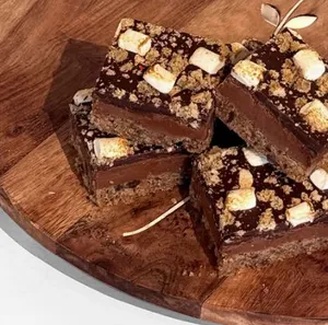 Picture of dish GF S'mores Bar at Edible Flours