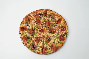 CRUST N CRUNCH - Pizza & Donair - Pizza restaurant in New Westminster – fine dining dishes, interior photos, and ambiance.