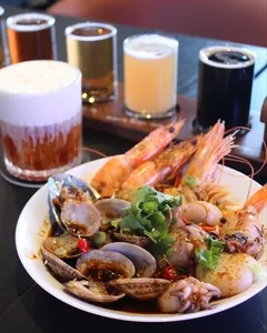 Spark Kitchen and Bar - KTV & Club restaurant in Richmond – fine dining dishes, interior photos, and ambiance.