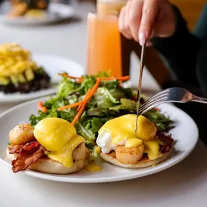 Egg & Co. - Brunch restaurant in Vancouver – fine dining dishes, interior photos, and ambiance.