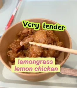 Review photo uploaded by XW at Meraki Street