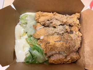 Chirpyhut Fried Chicken UBC - Burger & Fried Chicken restaurant in Vancouver – fine dining dishes, interior photos, and ambiance.