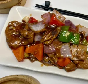 Shanghai Taste - Chinese restaurant in Richmond – fine dining dishes, interior photos, and ambiance.