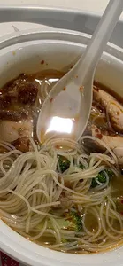 Famous wok - Chinese restaurant in Downtown Vancouver – fine dining dishes, interior photos, and ambiance.