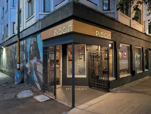 PiDGiN - Global restaurant in Downtown Vancouver – fine dining dishes, interior photos, and ambiance.