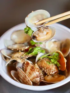 PIGGY BROS - Chinese restaurant in Richmond – fine dining dishes, interior photos, and ambiance.