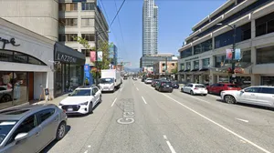 Curry N Grill East Indian Bistro - Indian restaurant in Vancouver – fine dining dishes, interior photos, and ambiance.