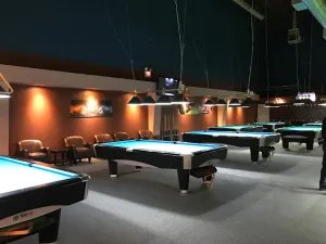 Top 147 Snooker - Entertainment restaurant in Richmond – fine dining dishes, interior photos, and ambiance.