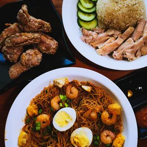 Shiok Singaporean Cuisine - Singaporean restaurant in Vancouver – fine dining dishes, interior photos, and ambiance.