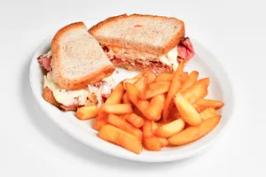 Moose's Down Under Bar and Grill - Brewery & Pubs restaurant in Richmond – fine dining dishes, interior photos, and ambiance.