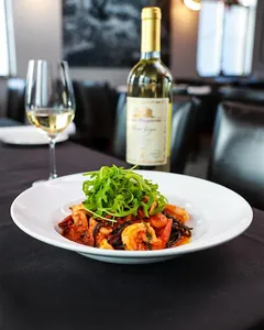 CAFE IL NIDO - Italian restaurant in Downtown Vancouver – fine dining dishes, interior photos, and ambiance.