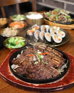 Elysium Korean Bistro and Restaurant - Korean restaurant in Richmond – fine dining dishes, interior photos, and ambiance.