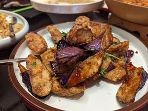 ROYAL BEEF - Chinese restaurant in Richmond – fine dining dishes, interior photos, and ambiance.