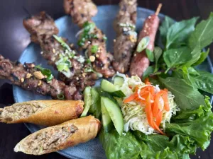 Delicious Pho Vancouver - Vietnamese restaurant in Downtown Vancouver – fine dining dishes, interior photos, and ambiance.