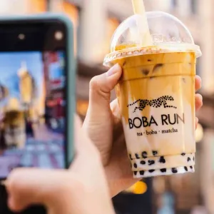 Boba Run - Drinks & Bubble Tea restaurant in Downtown Vancouver – fine dining dishes, interior photos, and ambiance.