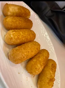 Review photo uploaded by Gloria