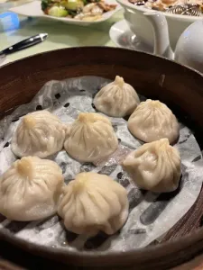 Grand Chinese Restaurant - Chinese restaurant in Burnaby – fine dining dishes, interior photos, and ambiance.