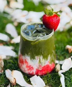 Cafe & Life - Cafe restaurant in Richmond – fine dining dishes, interior photos, and ambiance.