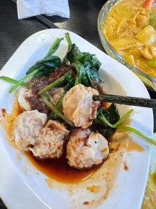 Yaletown Chinese restaurant - Chinese restaurant in Downtown Vancouver – fine dining dishes, interior photos, and ambiance.