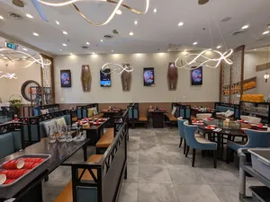 ROYAL BEEF - Chinese restaurant in Richmond – fine dining dishes, interior photos, and ambiance.