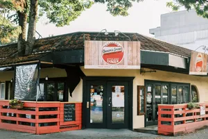 Deacon's Corner - North American restaurant in Vancouver – fine dining dishes, interior photos, and ambiance.