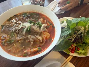 LienHiep Restaurant - Vietnamese restaurant in Vancouver – fine dining dishes, interior photos, and ambiance.