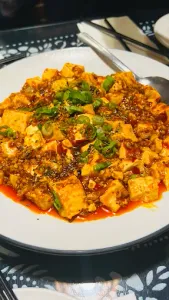 Jia Wei Restaurant - Chinese restaurant in Burnaby – fine dining dishes, interior photos, and ambiance.