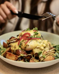 Yolks Broadway - North American restaurant in Vancouver – fine dining dishes, interior photos, and ambiance.