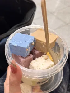 Pot O‘Yogurt - Dessert restaurant in Richmond – fine dining dishes, interior photos, and ambiance.