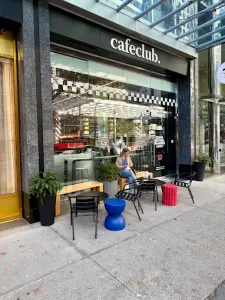 cafeclub. - Cafe restaurant in Downtown Vancouver – fine dining dishes, interior photos, and ambiance.