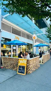 Yolks Broadway - North American restaurant in Vancouver – fine dining dishes, interior photos, and ambiance.