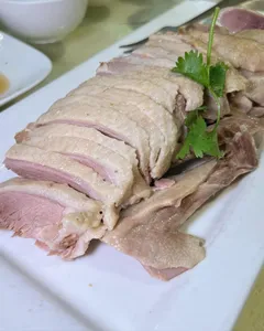 Yuan's Garden Restaurant - Chinese restaurant in Richmond – fine dining dishes, interior photos, and ambiance.