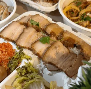 PIGGY BROS - Chinese restaurant in Richmond – fine dining dishes, interior photos, and ambiance.