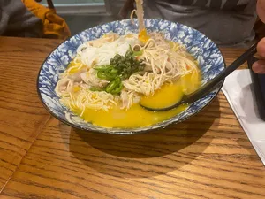 Yang’s Braised Chicken Rice Burnaby - Chinese restaurant – fine dining dishes, interior photos, and ambiance.