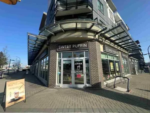 Sweet Puffin - Dessert restaurant in Burnaby – fine dining dishes, interior photos, and ambiance.