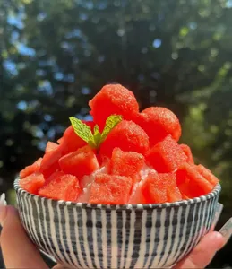 Azure Cafe - Dessert restaurant in Richmond – fine dining dishes, interior photos, and ambiance.