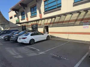 Daily Delicious - Dessert restaurant in Richmond – fine dining dishes, interior photos, and ambiance.