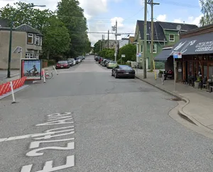 Sawasdee Thai Restaurant - Thai restaurant in Vancouver – fine dining dishes, interior photos, and ambiance.