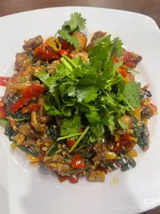 Three Woks - Chinese restaurant in Richmond – fine dining dishes, interior photos, and ambiance.